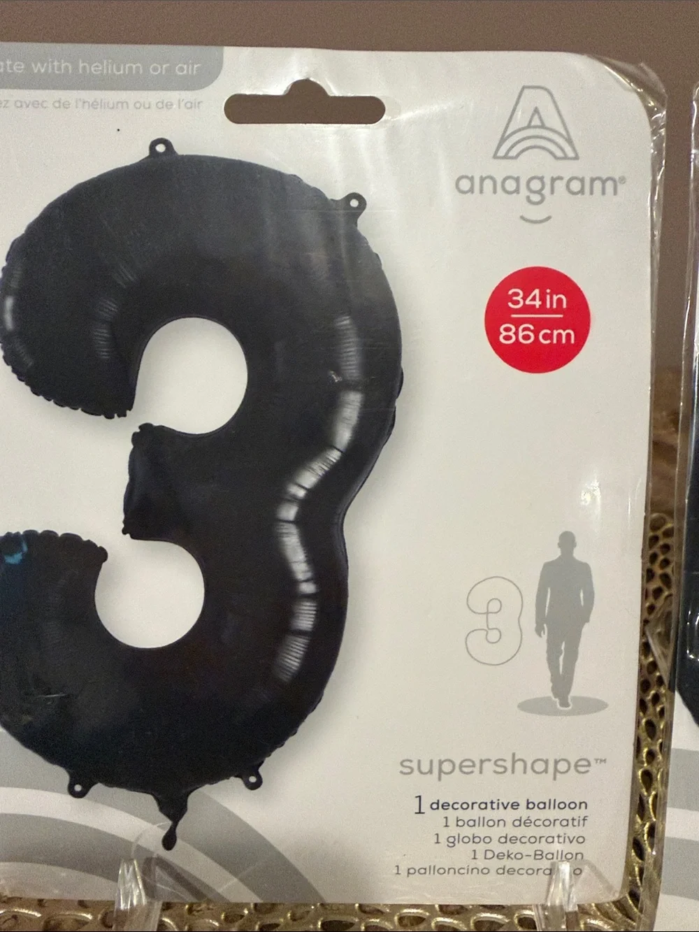 anagram new 34”h
